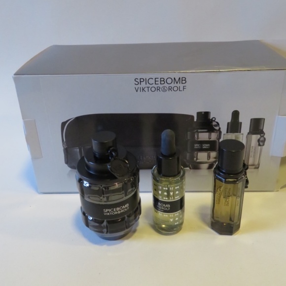 Spicebomb Other Spicebomb Viktor Rolf Mens Fragrance Gift Set Poshmark Spicebomb Other Spicebomb Viktor Rolf Mens Fragrance Gift Set Poshmark